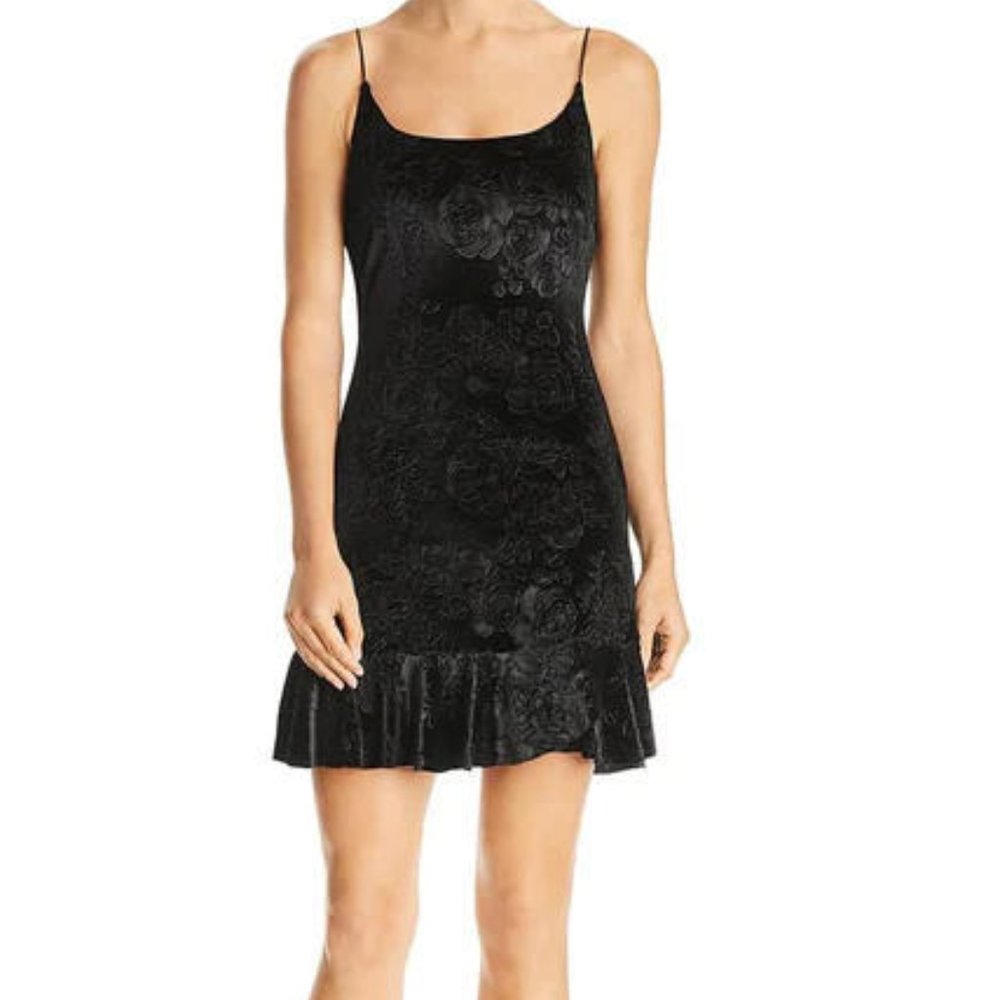 NWT AQUA VELVET FLORAL FLOUNCE DRESS - M
